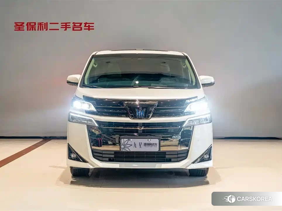 Toyota Vellfire 2023 Белый из Китая, фото 6