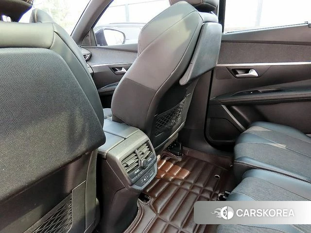 Peugeot 5008 second generation 2019 Черный из Кореи, фото 6