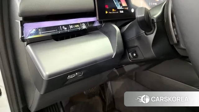 BMW 5 Series (G60) 2025 Белый из Кореи, фото 6