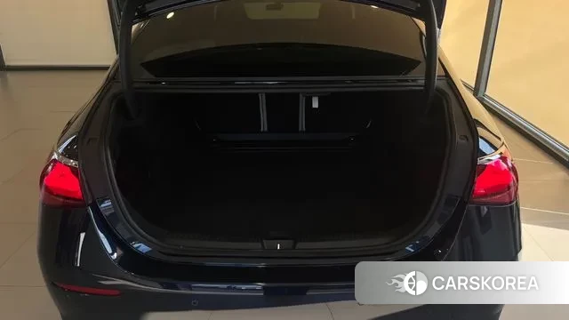 Mercedes-Benz E-Class W214 2024 Синий из Кореи, фото 6