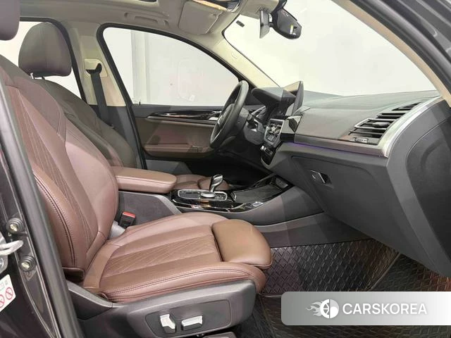 BMW X3 2021 Темно-серый из Китая, фото 6