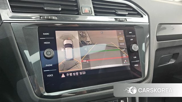 Volkswagen Tiguan second Generation 2018 Серебристо-серый из Кореи, фото 6