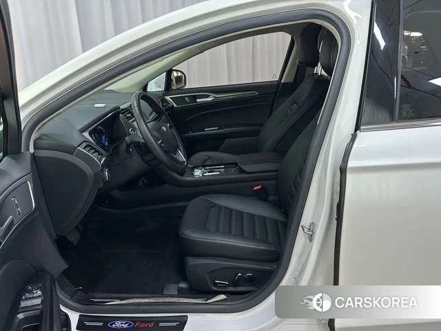Ford Mondeo 2020 Белый из Китая, фото 6