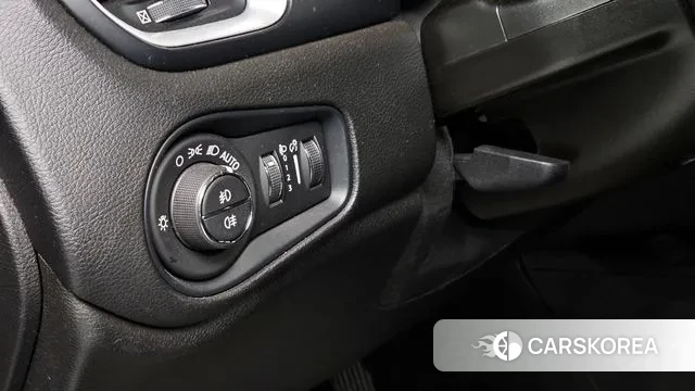 Jeep Renegade 2020 Цвет тростника из Кореи, фото 6