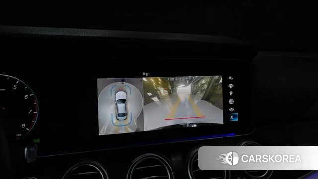 Mercedes-Benz E-Class W213 2023 Черный из Кореи, фото 6