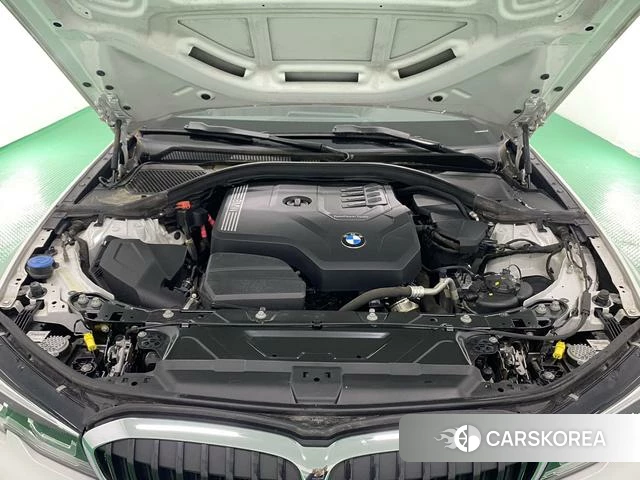 BMW 3 series 2022 Белый из Китая, фото 6