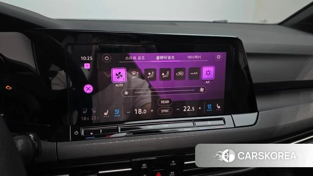 Volkswagen Golf 8th Generation 2024 Белый из Кореи, фото 6