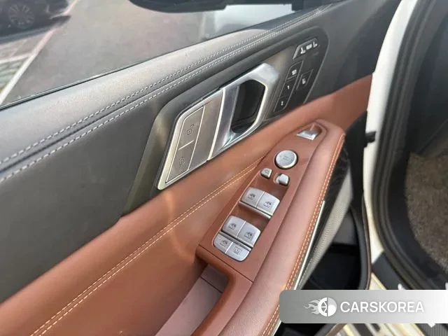 BMW X7 (G07) 2022 Белый из Кореи, фото 6