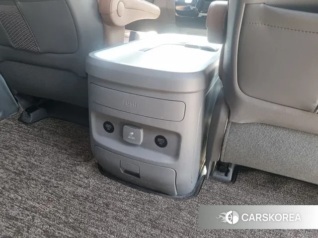 Hyundai Staria 2021 Черный из Кореи, фото 6