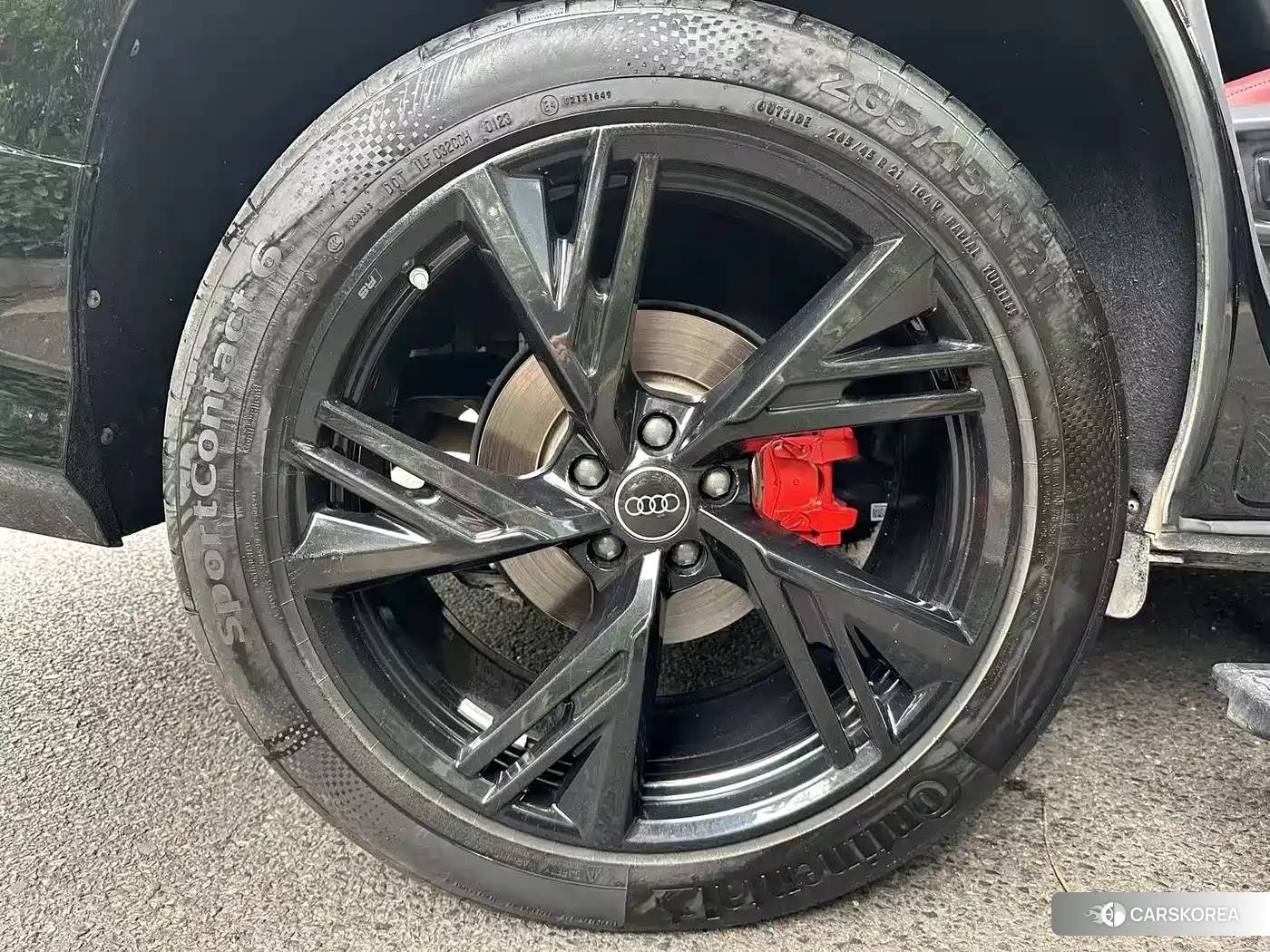 Audi Q6 2023 Черный из Китая, фото 6