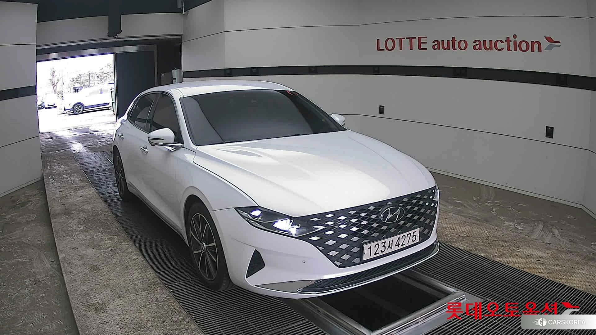 Hyundai Grandeur 2020 White cream (optional) из Кореи, фото 6
