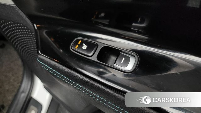 Kia Niro 2018 Белый из Кореи, фото 6