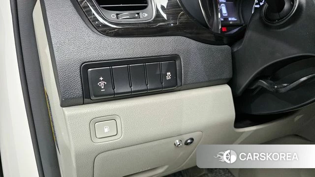 Kia The New Carnival 2018 Белый из Кореи, фото 6