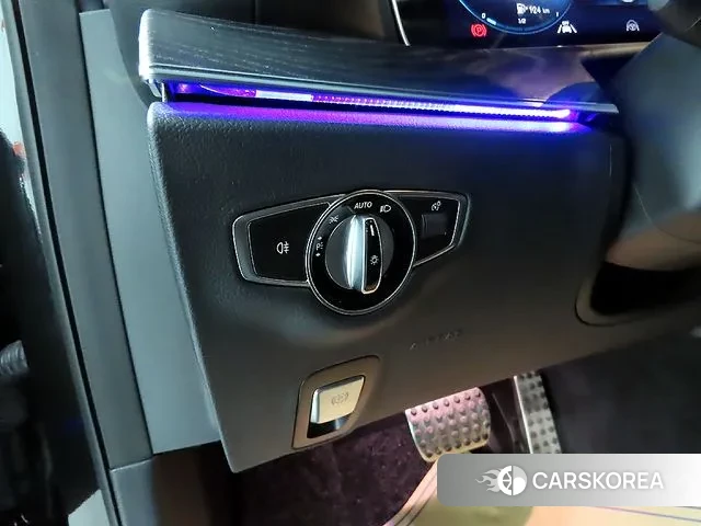 Mercedes-Benz E-Class W213 2021 Черный из Кореи, фото 6