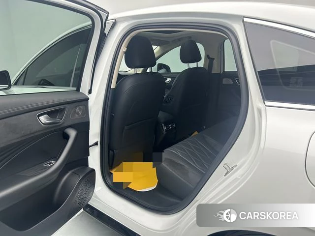 Roewe D7 EV 2023 Белый из Китая, фото 6