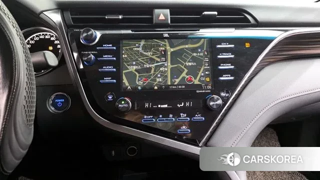 Toyota Camry (XV70) 2018 Коричневый из Кореи, фото 6