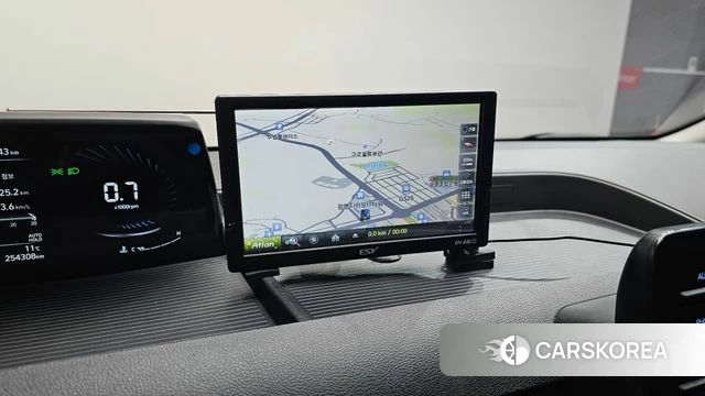 Hyundai Staria 2021 Серебряный из Кореи, фото 6