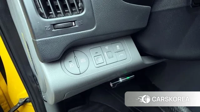 Hyundai The New Grand Starex 2019 Желтый из Кореи, фото 6