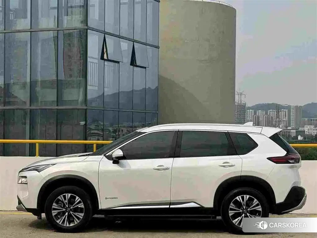 Nissan Qijun 2024 Белый из Китая, фото 6