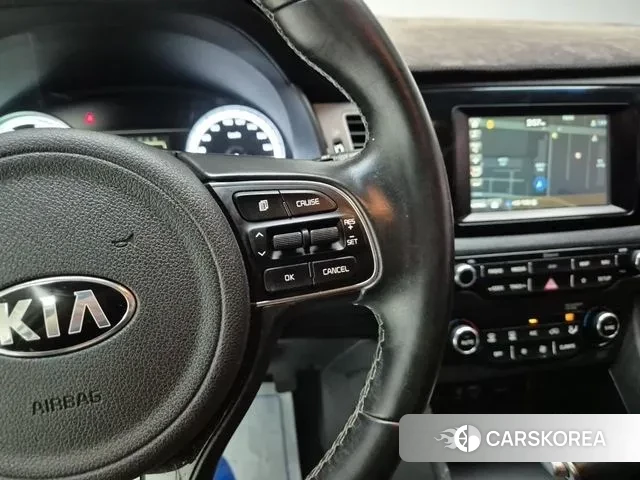 Kia Niro 2018 Синий из Кореи, фото 6