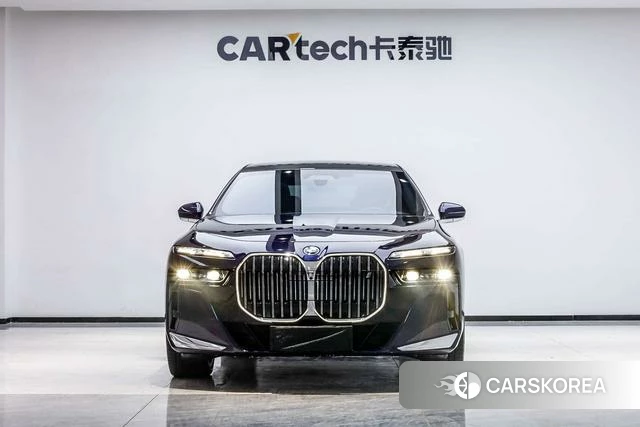 BMW i7 2023 Синий из Китая, фото 6