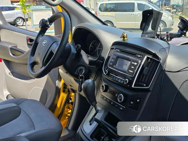 Hyundai The New Grand Starex 2018 Желтый из Кореи, фото 6