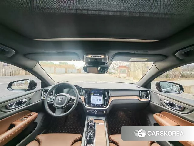 Volvo S60 2022 Черный из Китая, фото 6