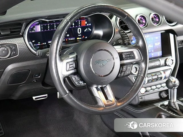 Ford Mustang 2022 Черный из Кореи, фото 6