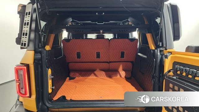 Ford Bronco 6th Generation 2022 Желтый из Кореи, фото 6