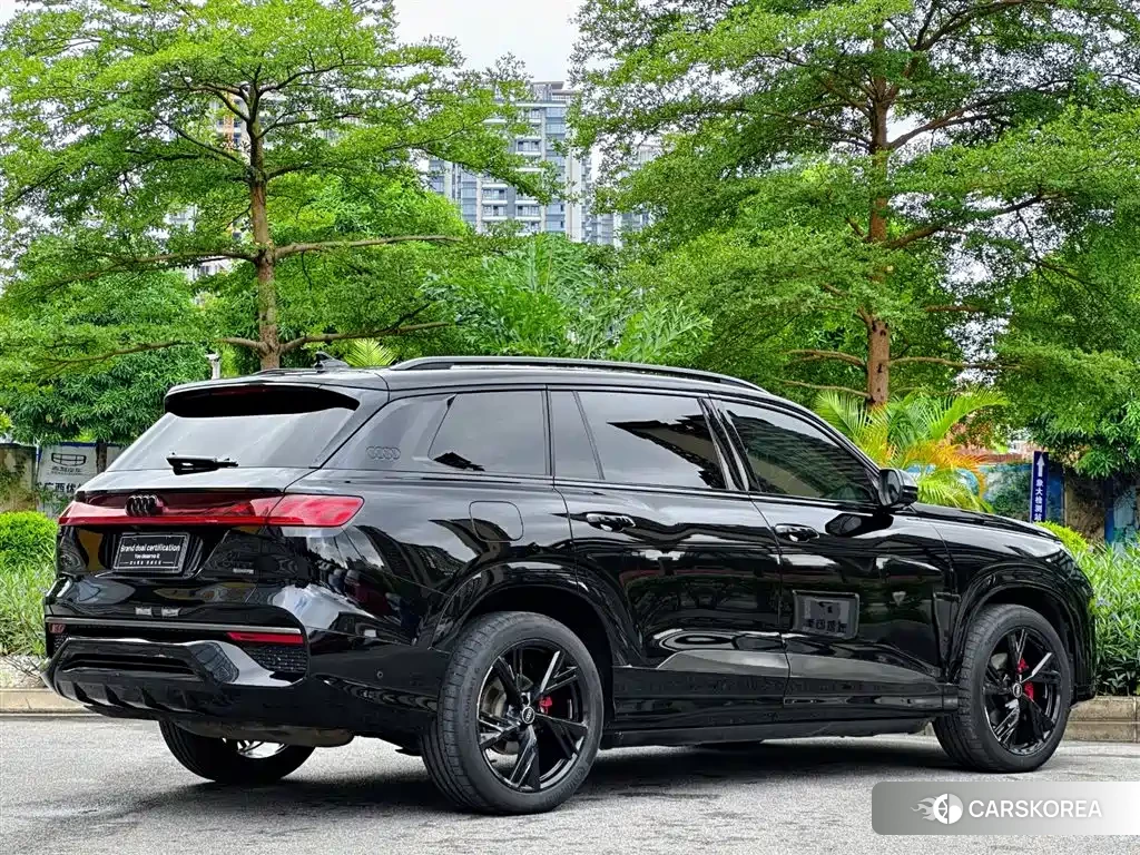 Audi Q6 2024 Черный из Китая, фото 6
