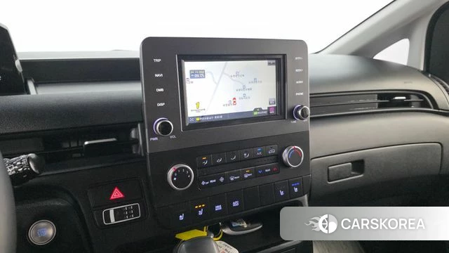 Hyundai Staria 2022 Белый из Кореи, фото 6