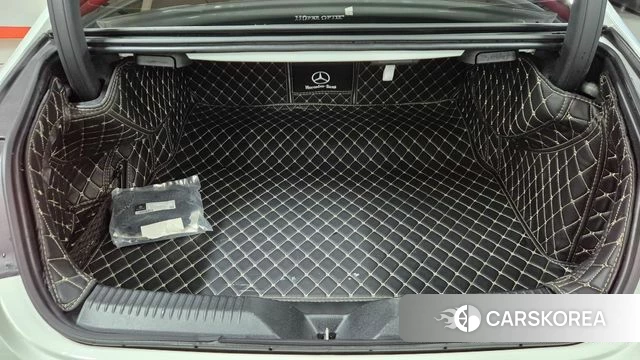 Mercedes-Benz CLS-Class C257 2023 Белый из Кореи, фото 6