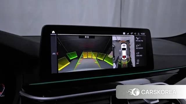 BMW 5 Series (G30) 2023 Белый из Кореи, фото 6