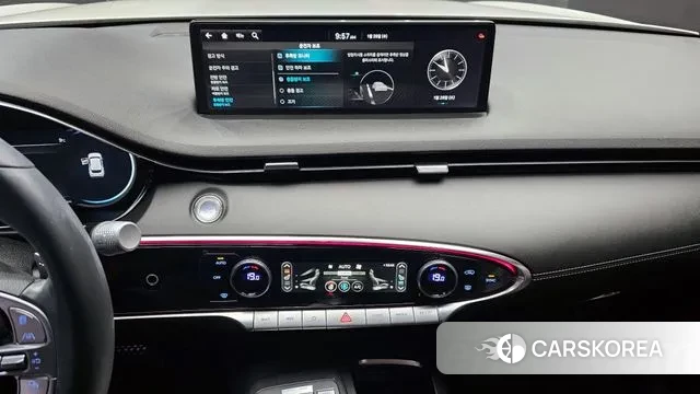 Genesis GV70 2024 Белый из Кореи, фото 6