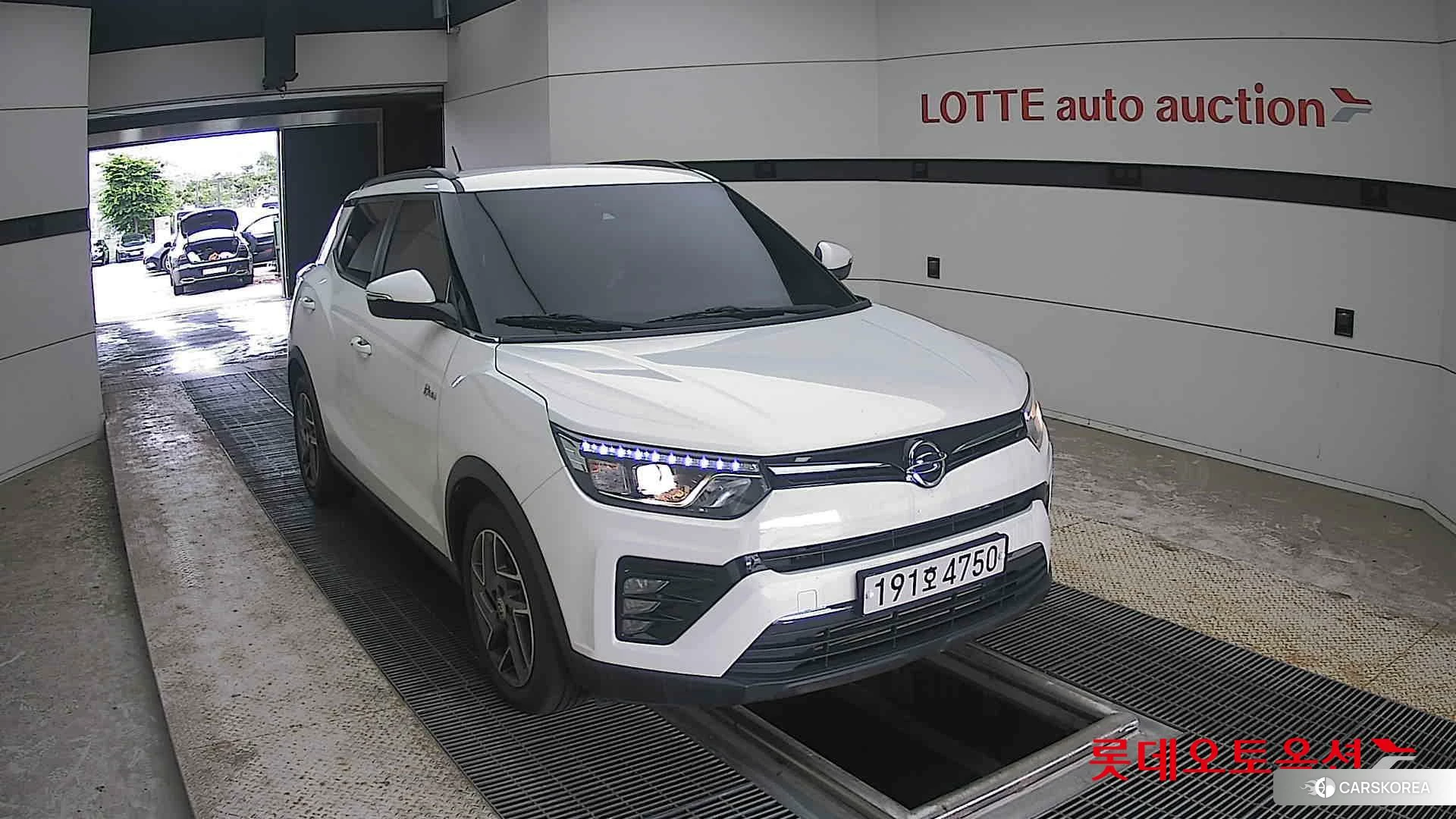 SsangYong Tivoli 2022 Grand White из Кореи, фото 6