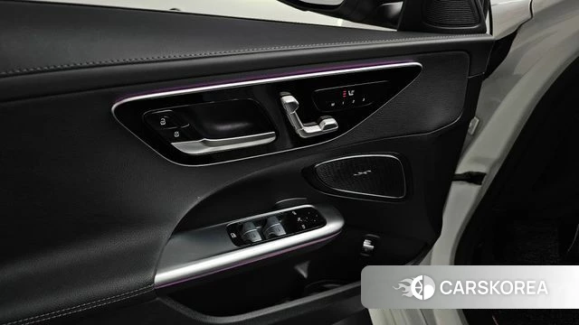 Mercedes-Benz C-Class W206 2022 Белый из Кореи, фото 6
