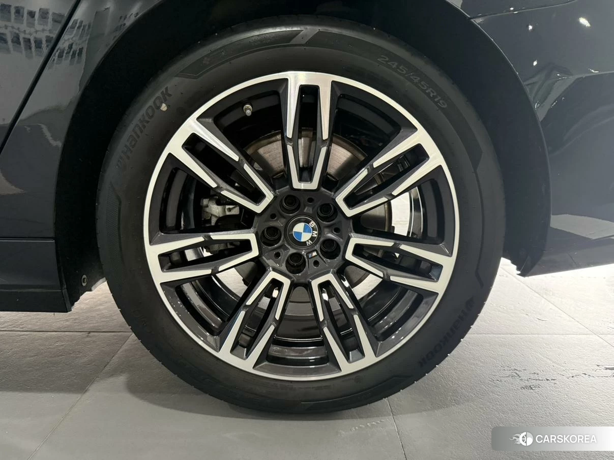 BMW 5 series 2024 Черный из Китая, фото 6