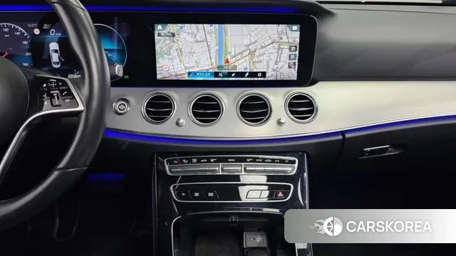 Mercedes-Benz E-Class W213 2021 Черный из Кореи, фото 6