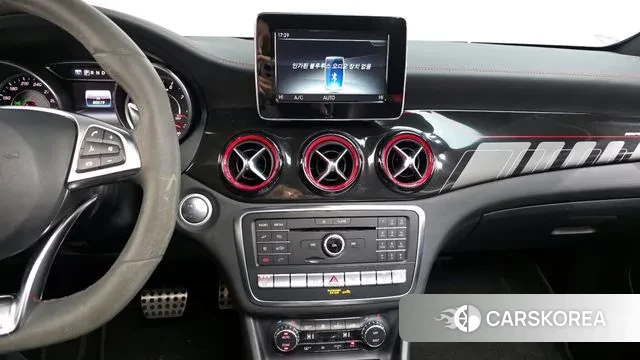 Mercedes-Benz GLA-Class X156 2019 Белый из Кореи, фото 6