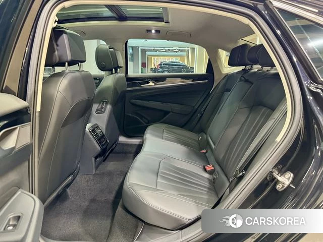 Volkswagen Passat 2025 Черный из Китая, фото 6