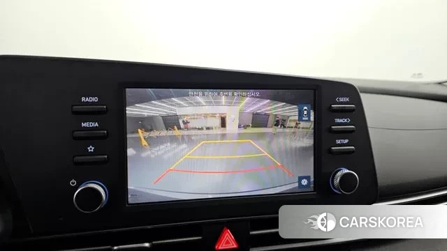 Hyundai Avante Hybrid (CN7) 2021 Серебристо-серый из Кореи, фото 6