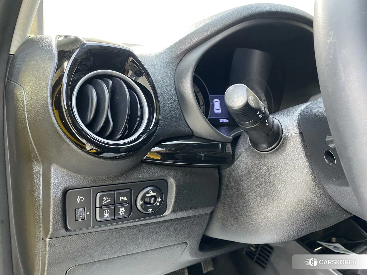 Kia KX1 2021 Желтый из Китая, фото 6