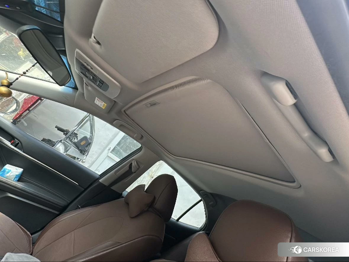 Toyota Camry 2021 Белый из Китая, фото 6