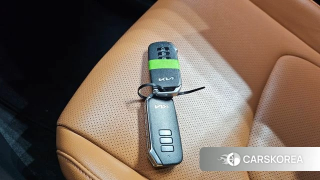 Kia Sportage 5th Generation 2023 Белый из Кореи, фото 6