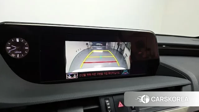 Lexus ES300h 7th generation 2019 Белый из Кореи, фото 6