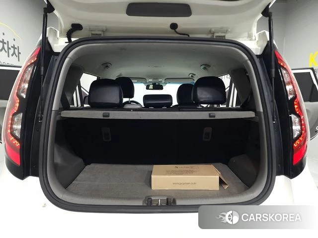 Kia Soul EV 2018 Жемчужный цвет из Кореи, фото 6