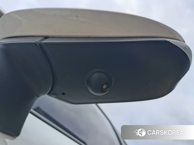 Toyota Corolla 2023 Белый из Китая, фото 6