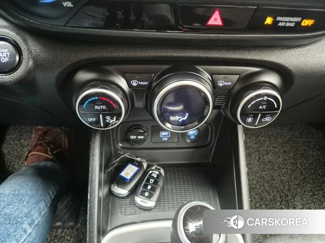 Hyundai Venue 2020 Синий из Кореи, фото 6
