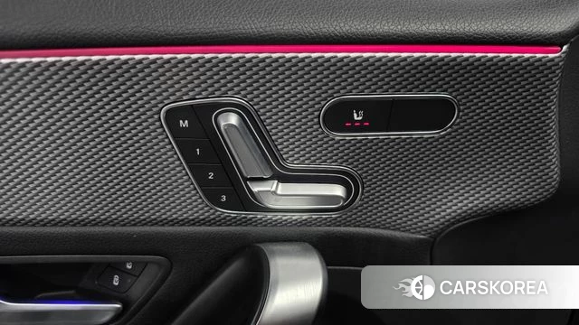 Mercedes-Benz A-Class W177 2021 Черный из Кореи, фото 6