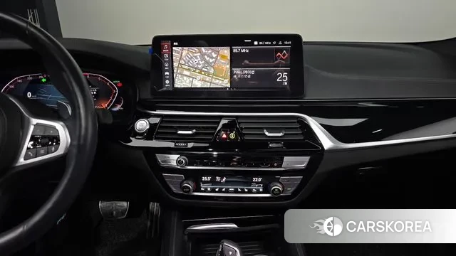 BMW 5 Series (G30) 2021 Черный из Кореи, фото 6